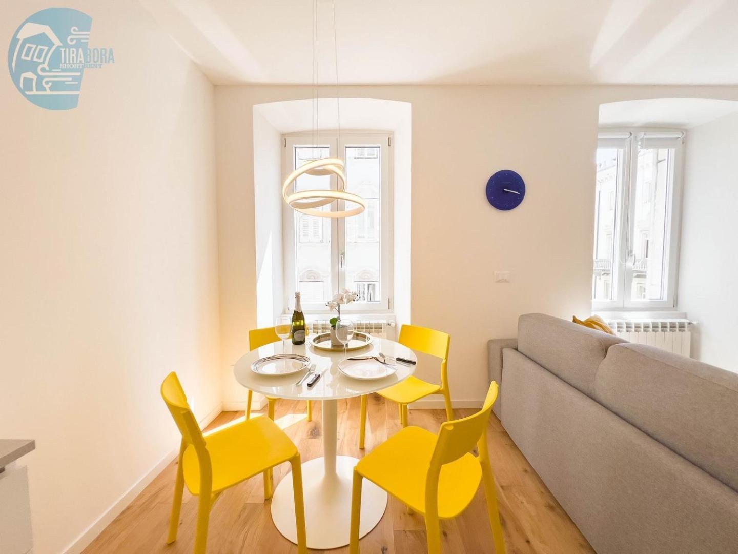 Cassa Di Risparmio 11 Tirabora Short Rent トリエステ エクステリア 写真